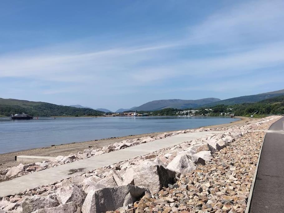 A View To Caol, Fort William Bagian luar foto
